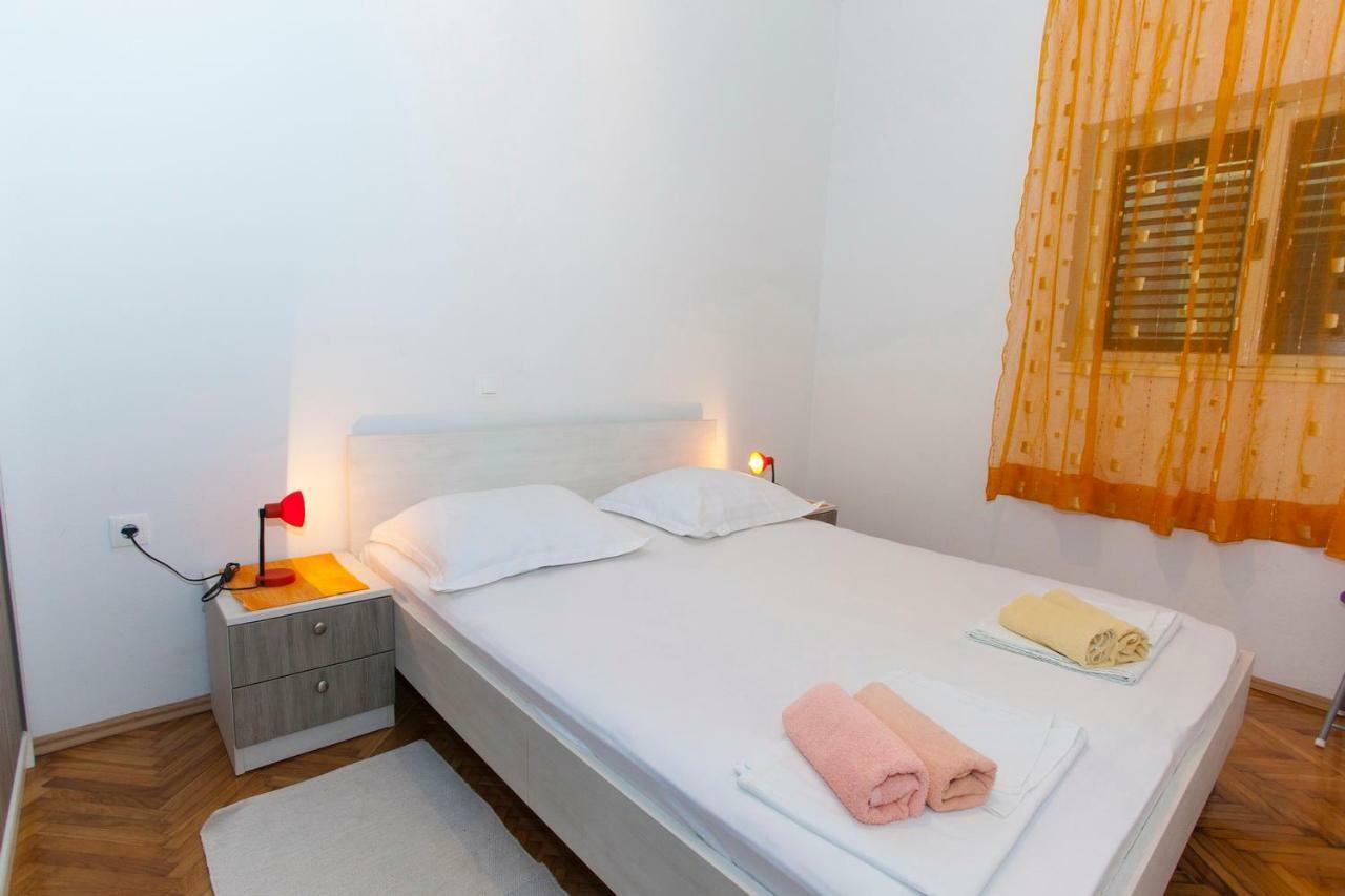 Apartmani Ruza Makarska Exterior foto